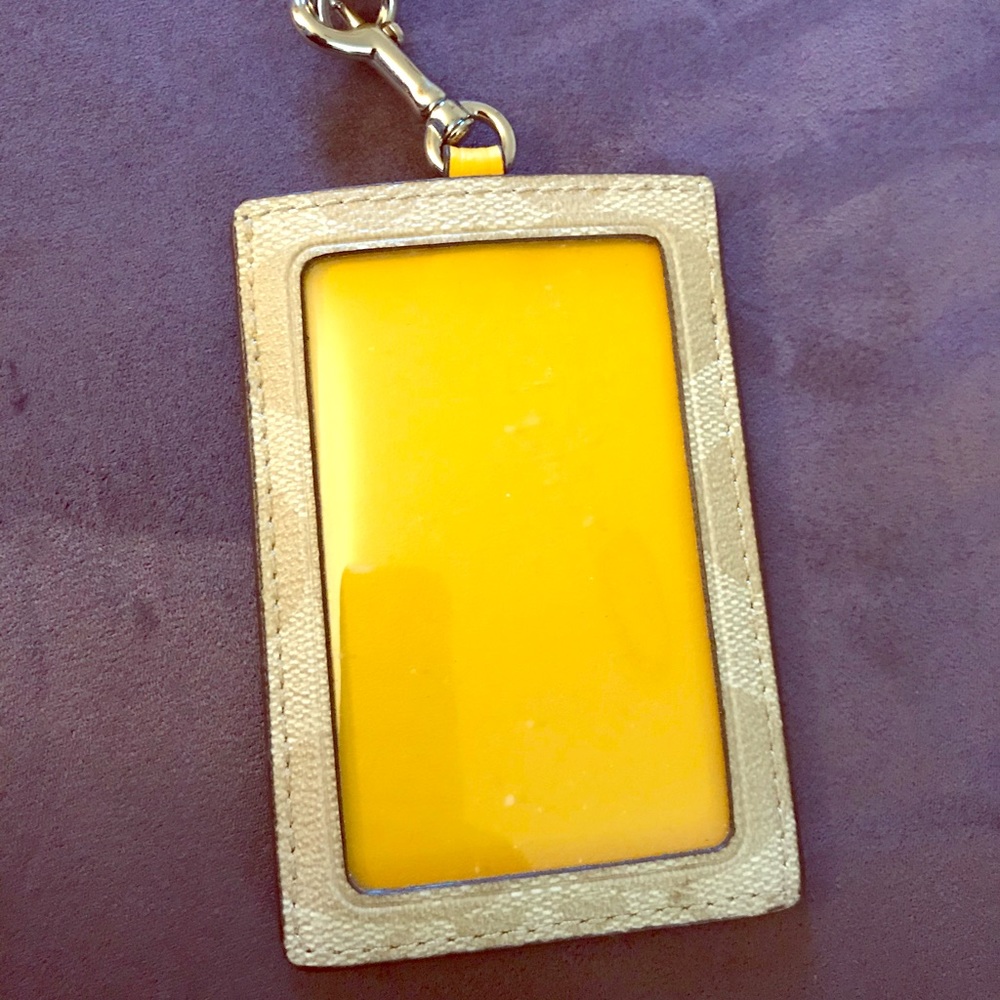 Like New Coach ID Holder!!